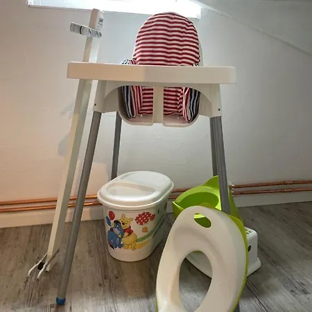 Lausbuben & Zicken - Im Gruenen Herzen Deutschlands