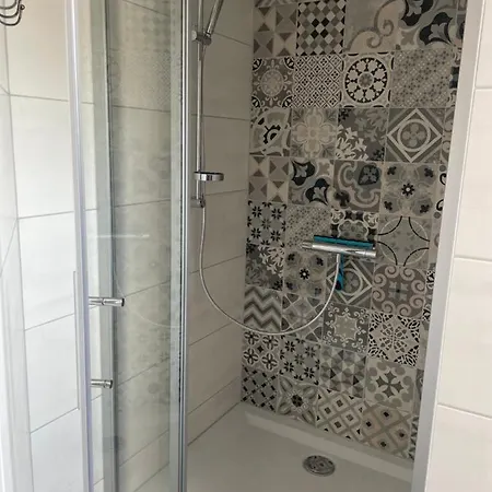 Lausbuben & Zicken - Im Gruenen Herzen Deutschlands *