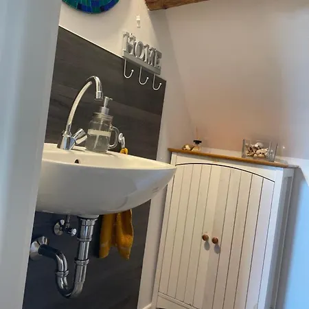 Lausbuben & Zicken - Im Gruenen Herzen Deutschlands *