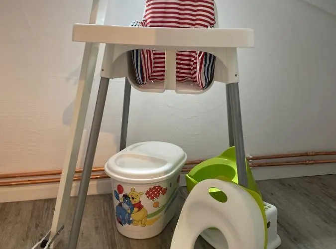 Lausbuben & Zicken - Im Gruenen Herzen Deutschlands