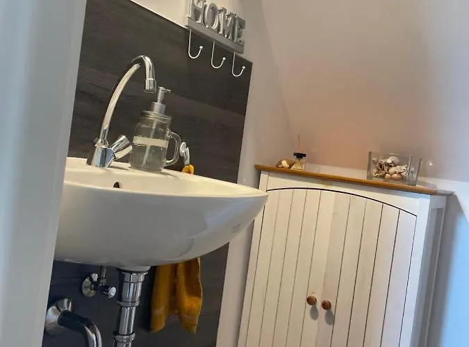 Lausbuben & Zicken - Im Gruenen Herzen Deutschlands *