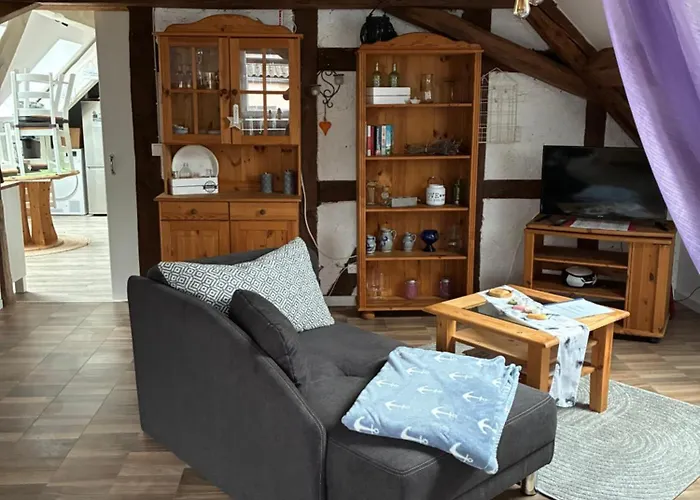 Lausbuben & Zicken - Im Gruenen Herzen Deutschlands